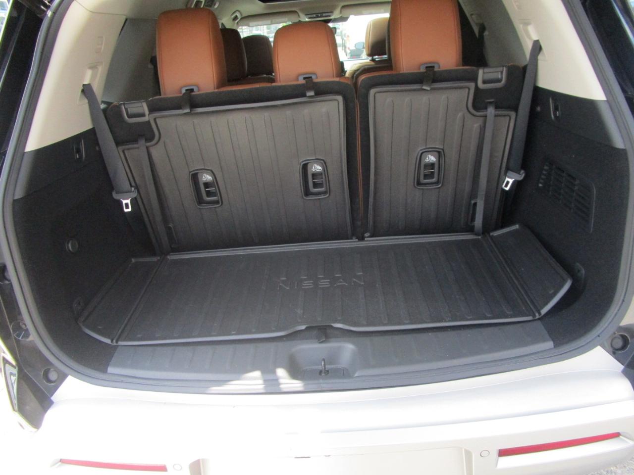 Nissan Pathfinder Platinum 4WD 2023