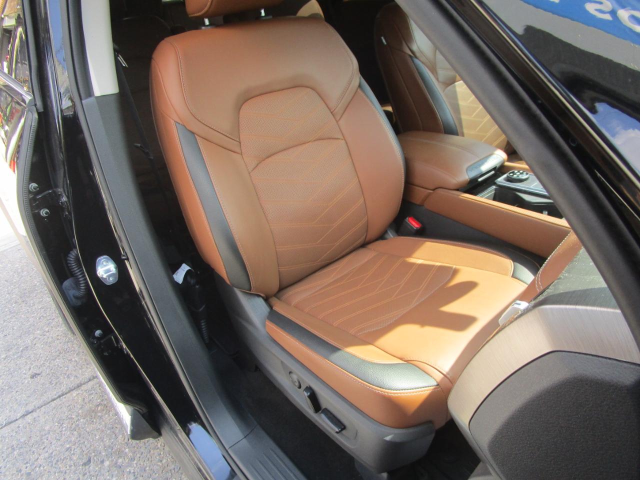 Nissan Pathfinder Platinum 4WD 2023