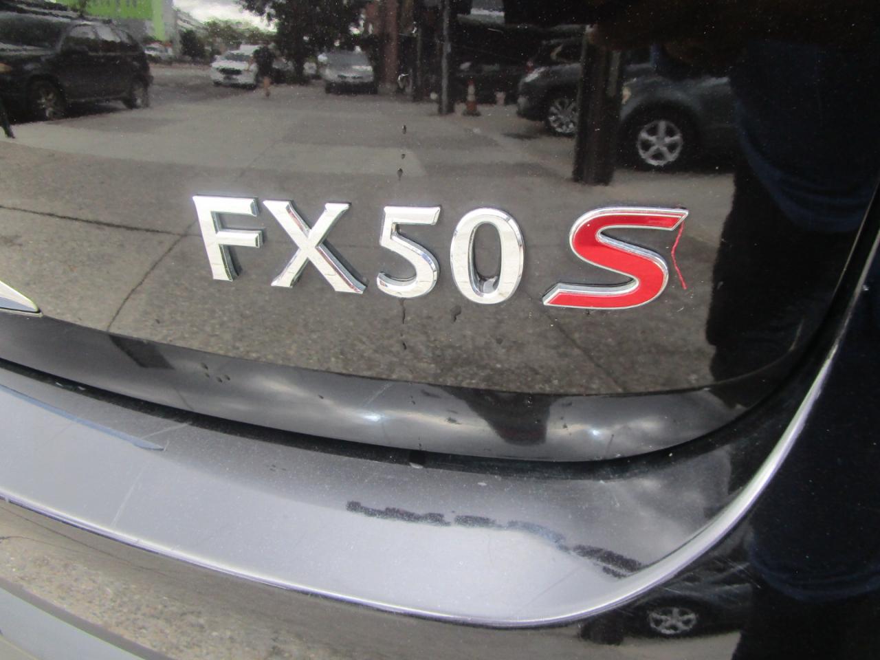 Infiniti FX FX50 AWD 2011