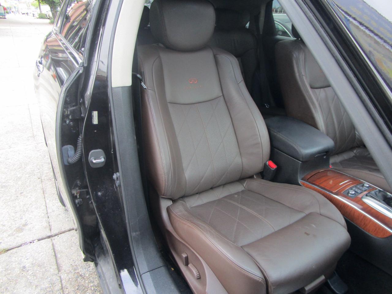 Infiniti FX FX50 AWD 2011