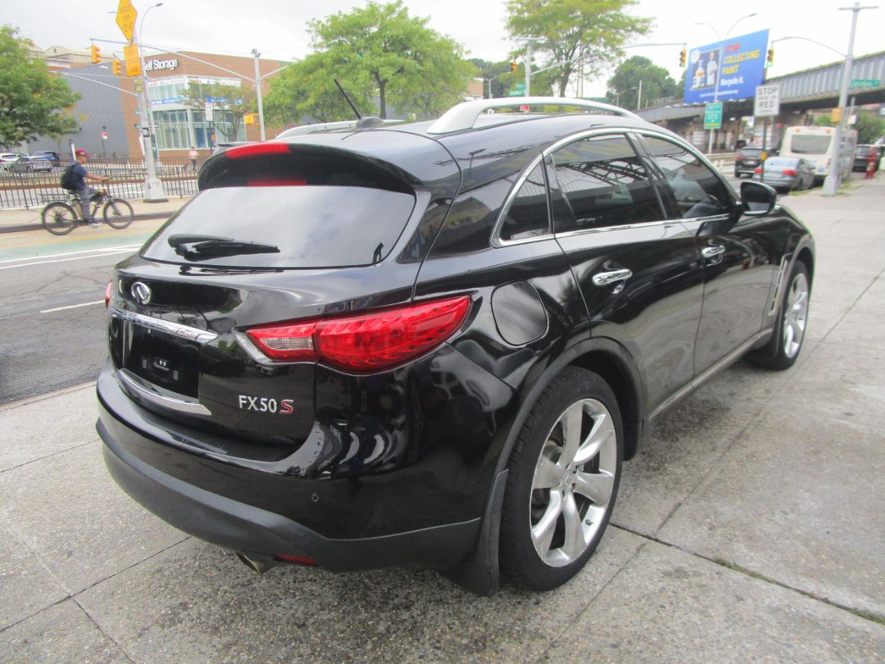 Infiniti FX FX50 AWD 2011