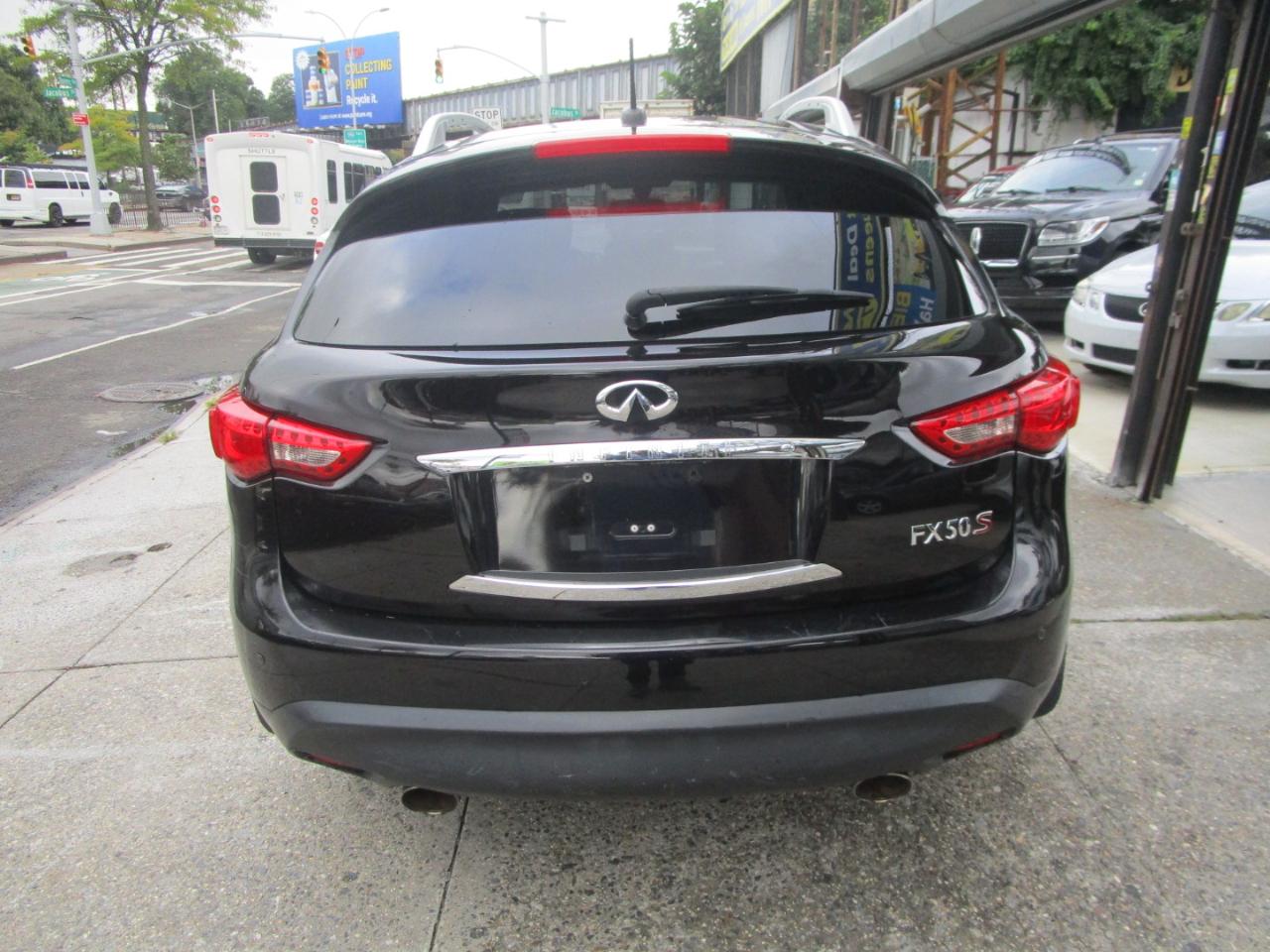 Infiniti FX FX50 AWD 2011
