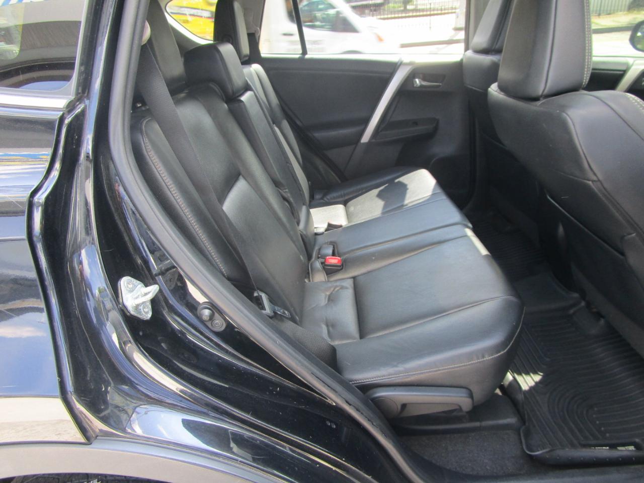 Toyota RAV4 Limited AWD 2015