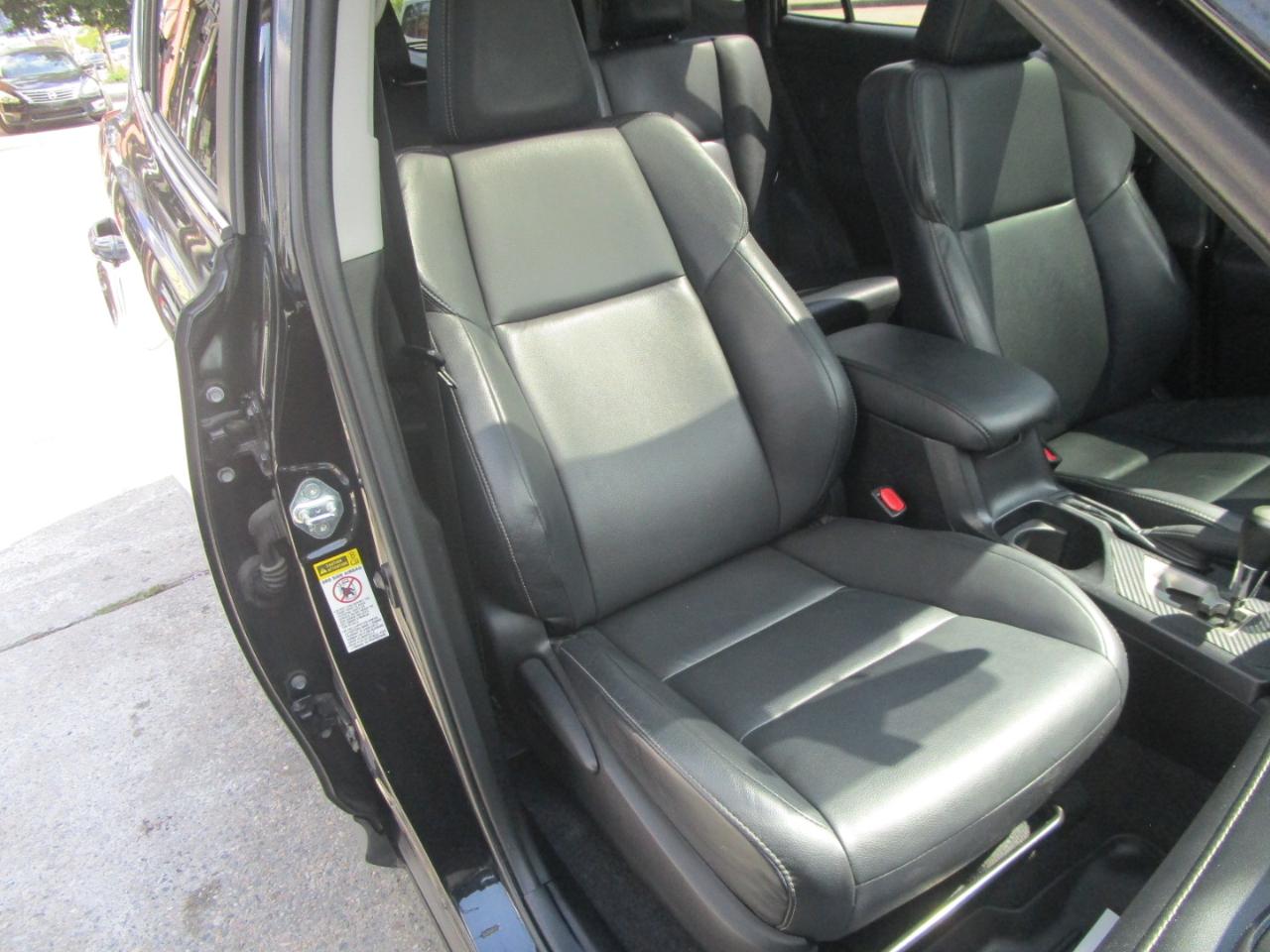Toyota RAV4 Limited AWD 2015