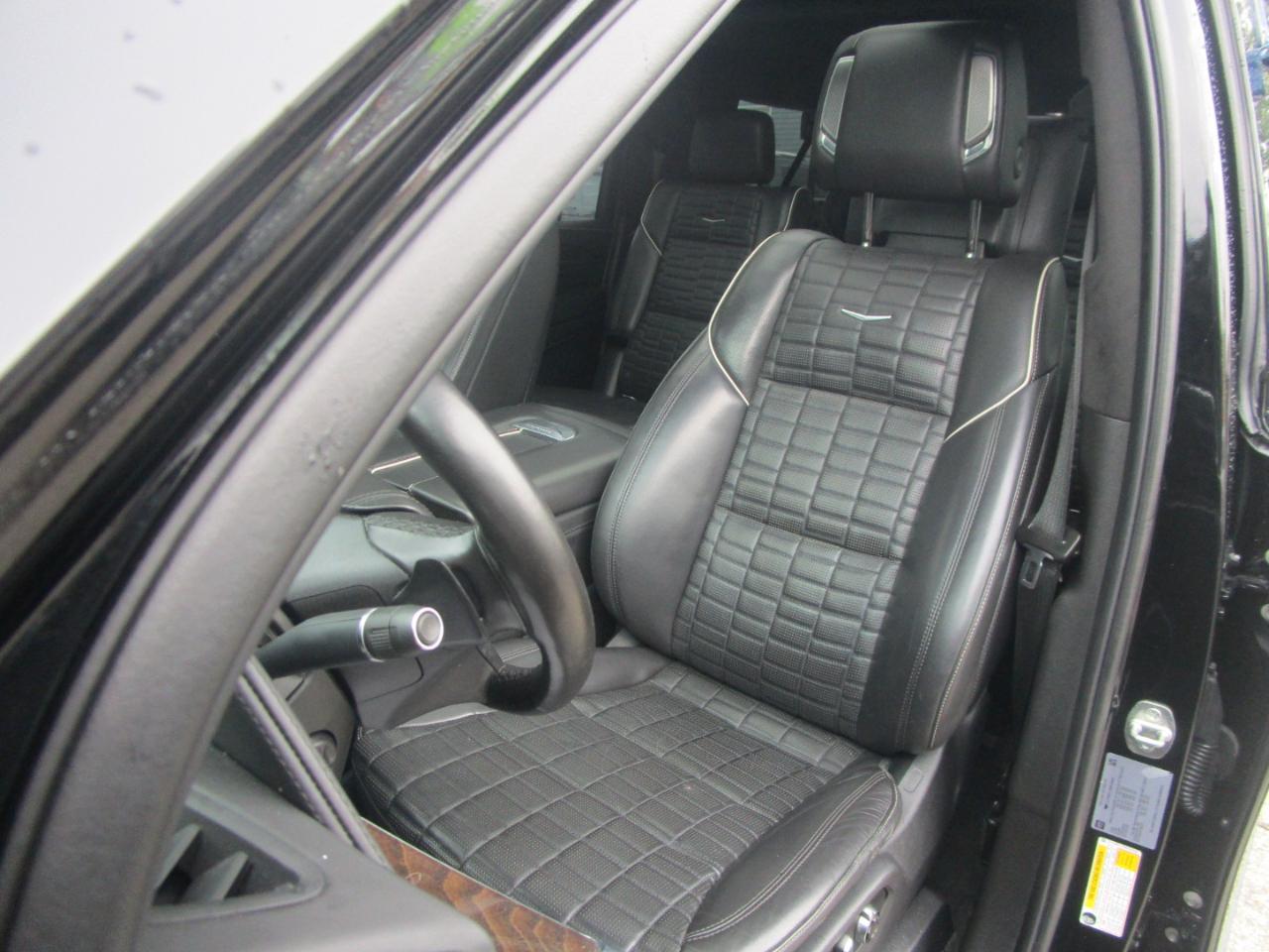Cadillac Escalade ESV Sport Platinum AWD 2021