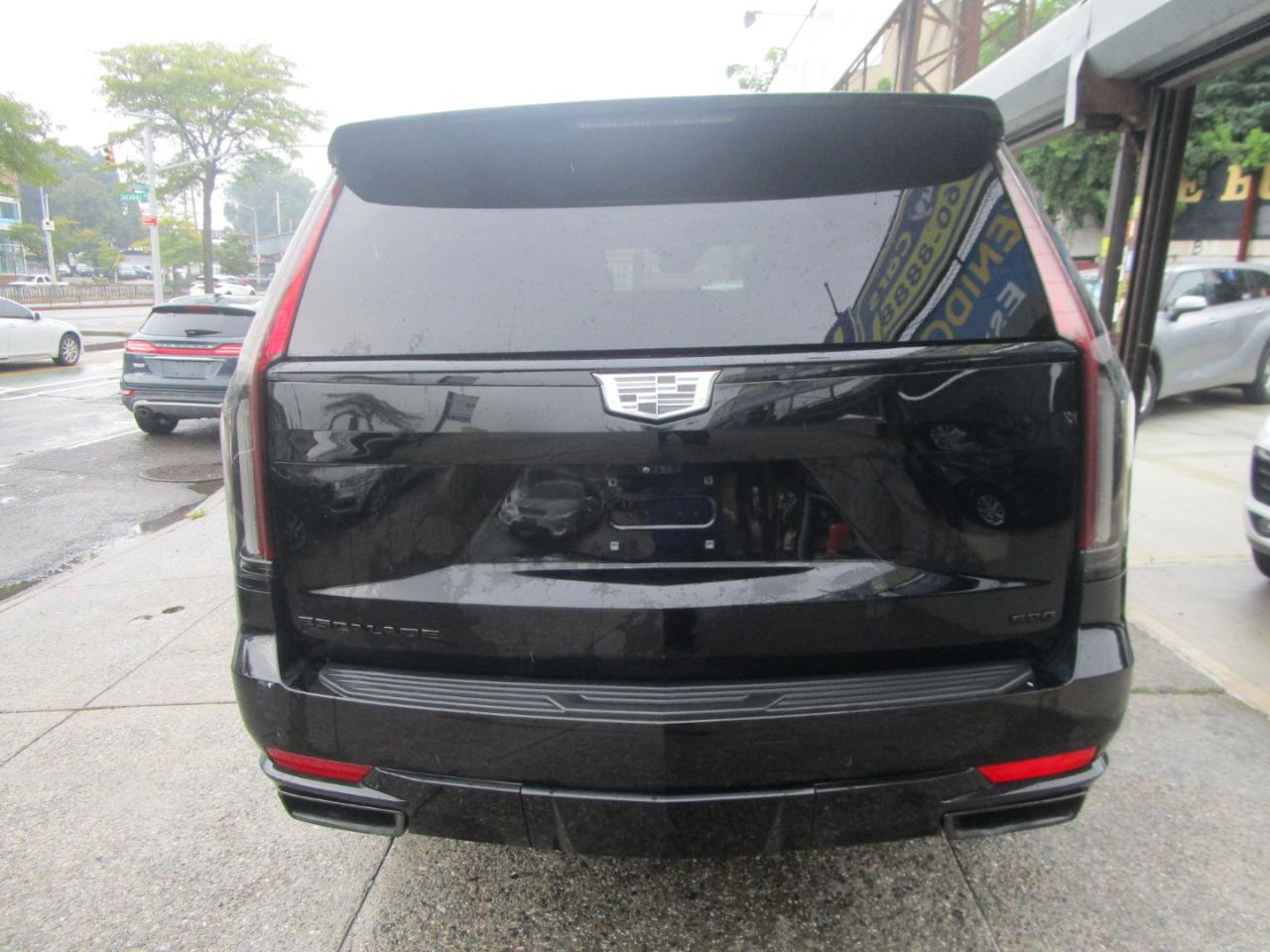 Cadillac Escalade ESV Sport Platinum AWD 2021