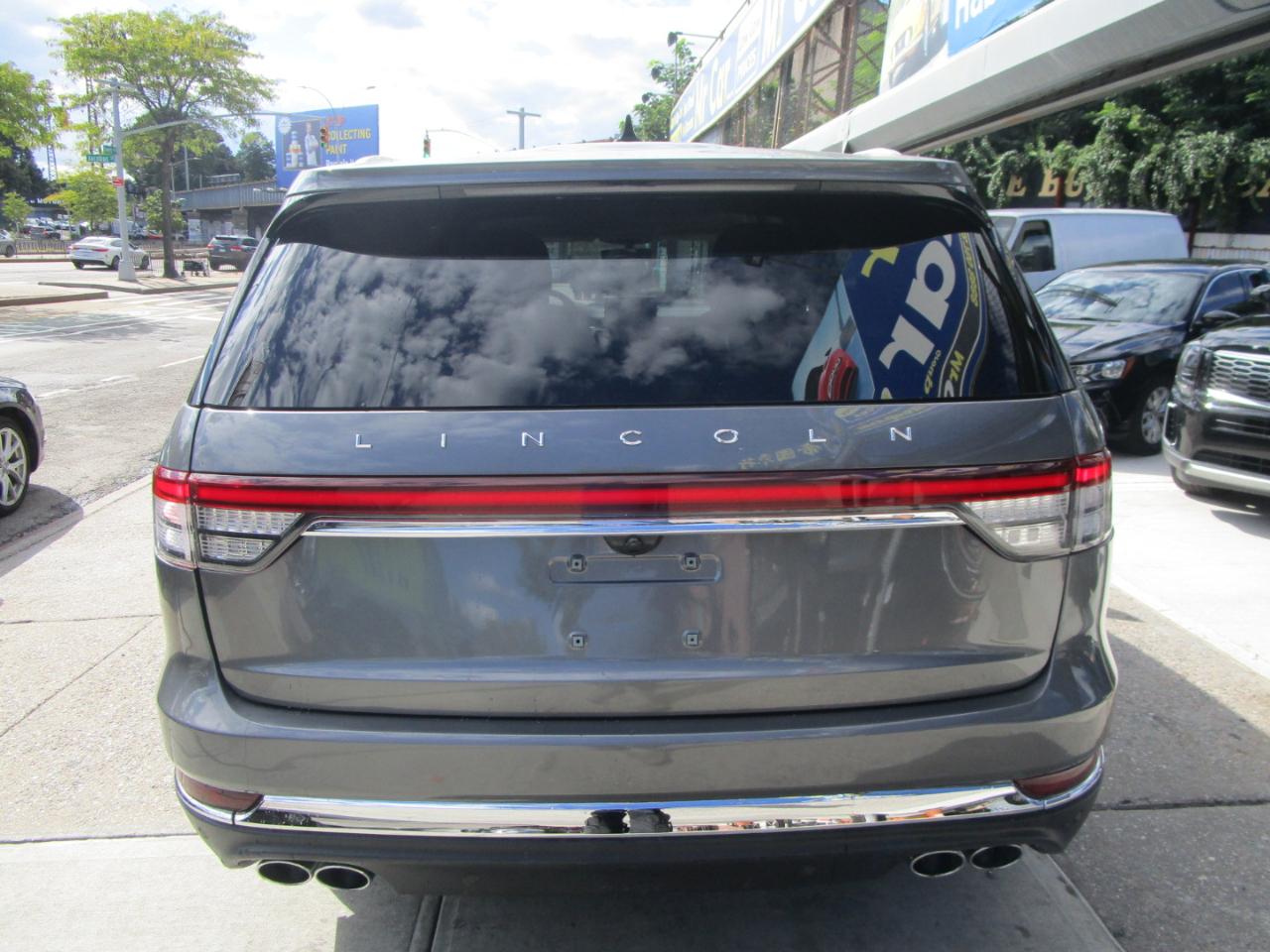 Lincoln Aviator Reserve AWD 2021