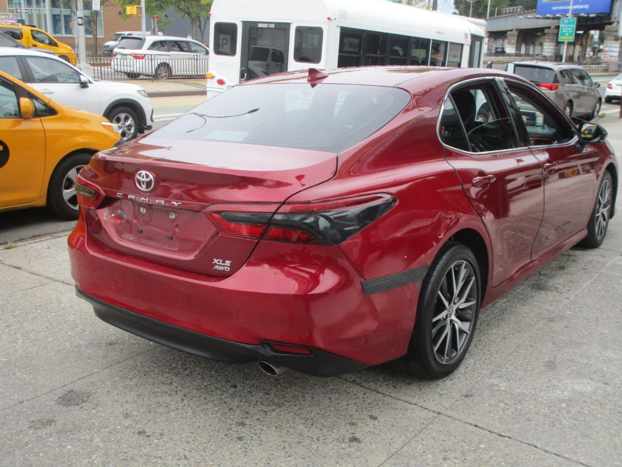 Toyota Camry XLE AWD 2022