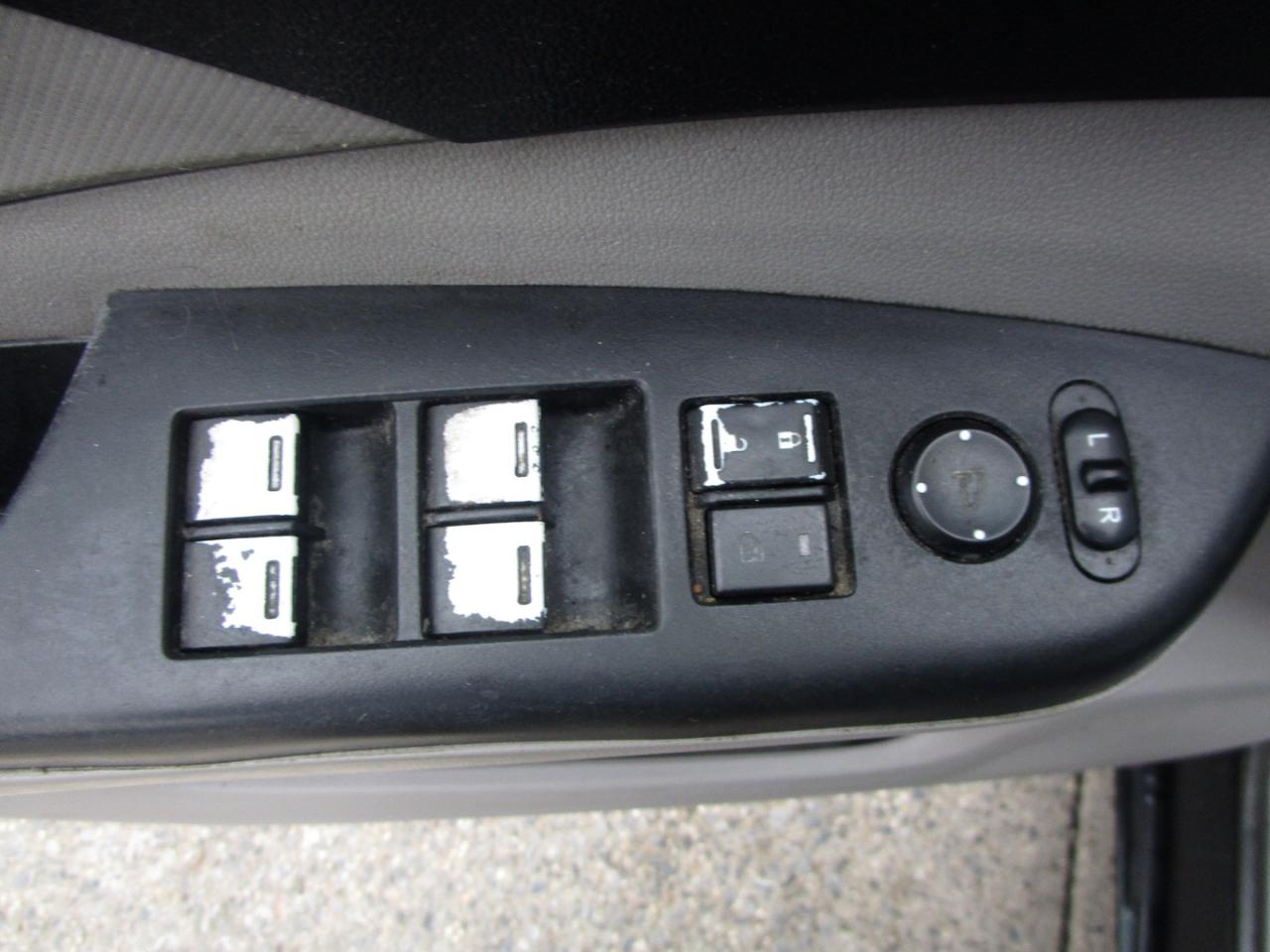 Honda CR-V LX 4WD 5-Speed AT 2014