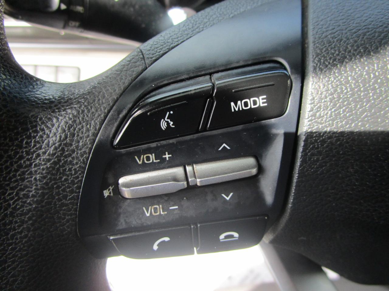 Hyundai Elantra SEL 2020