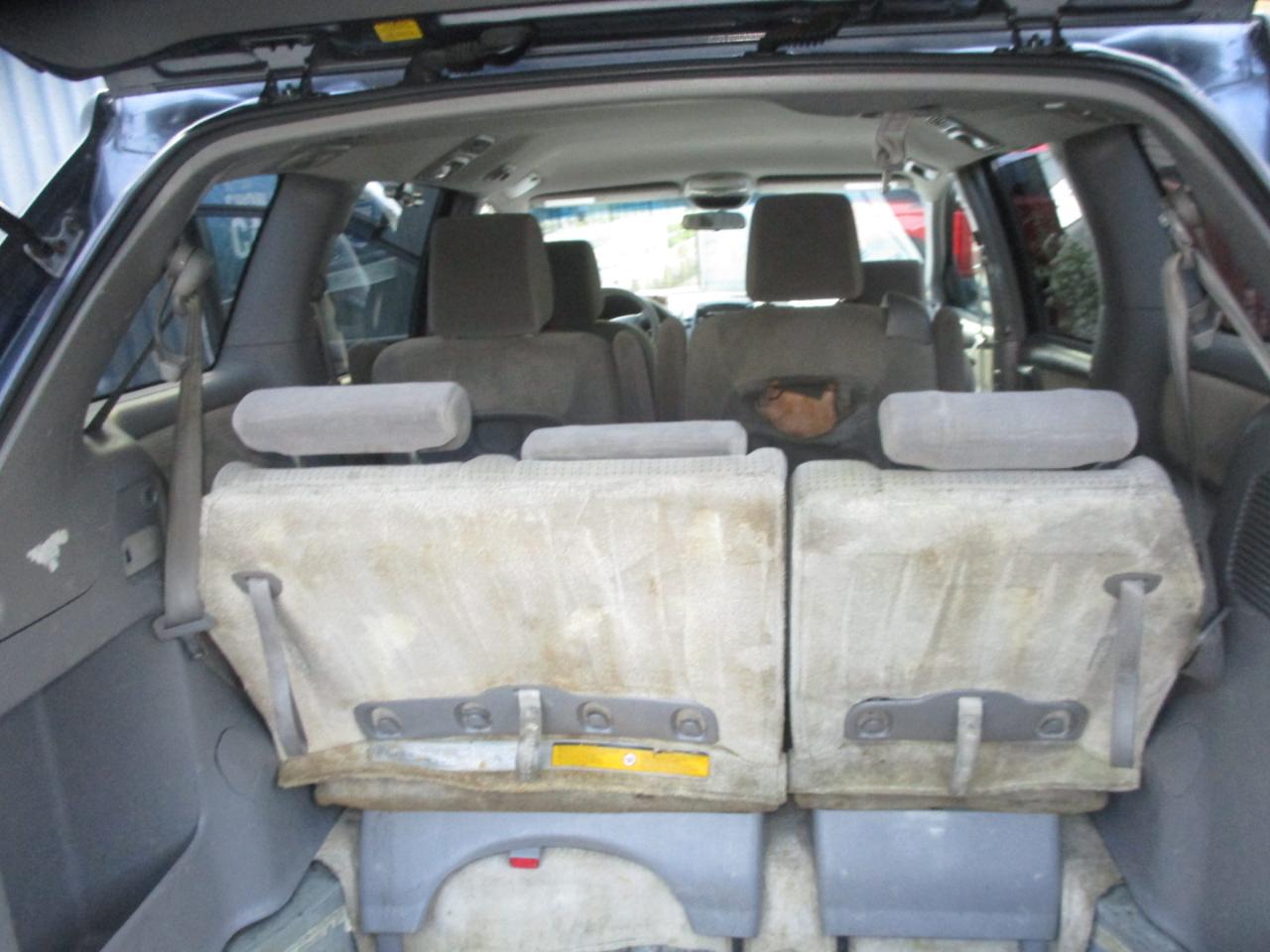 Toyota Sienna LE FWD 7 Passenger 2009