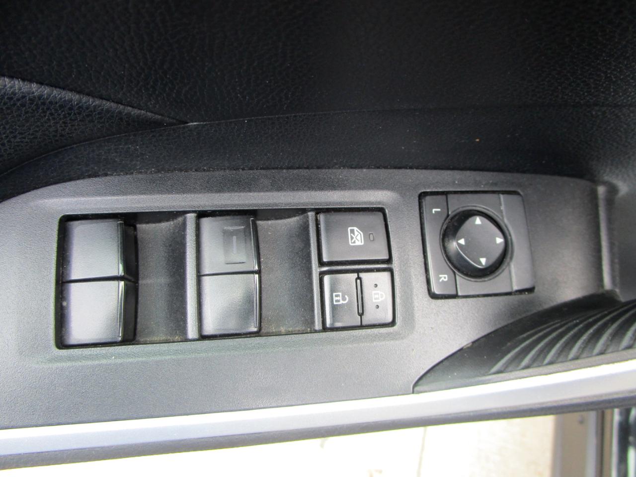 Toyota RAV4 Hybrid XLE 2021