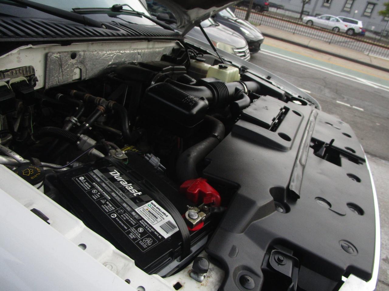 Ford Expedition XLT 4WD 2013