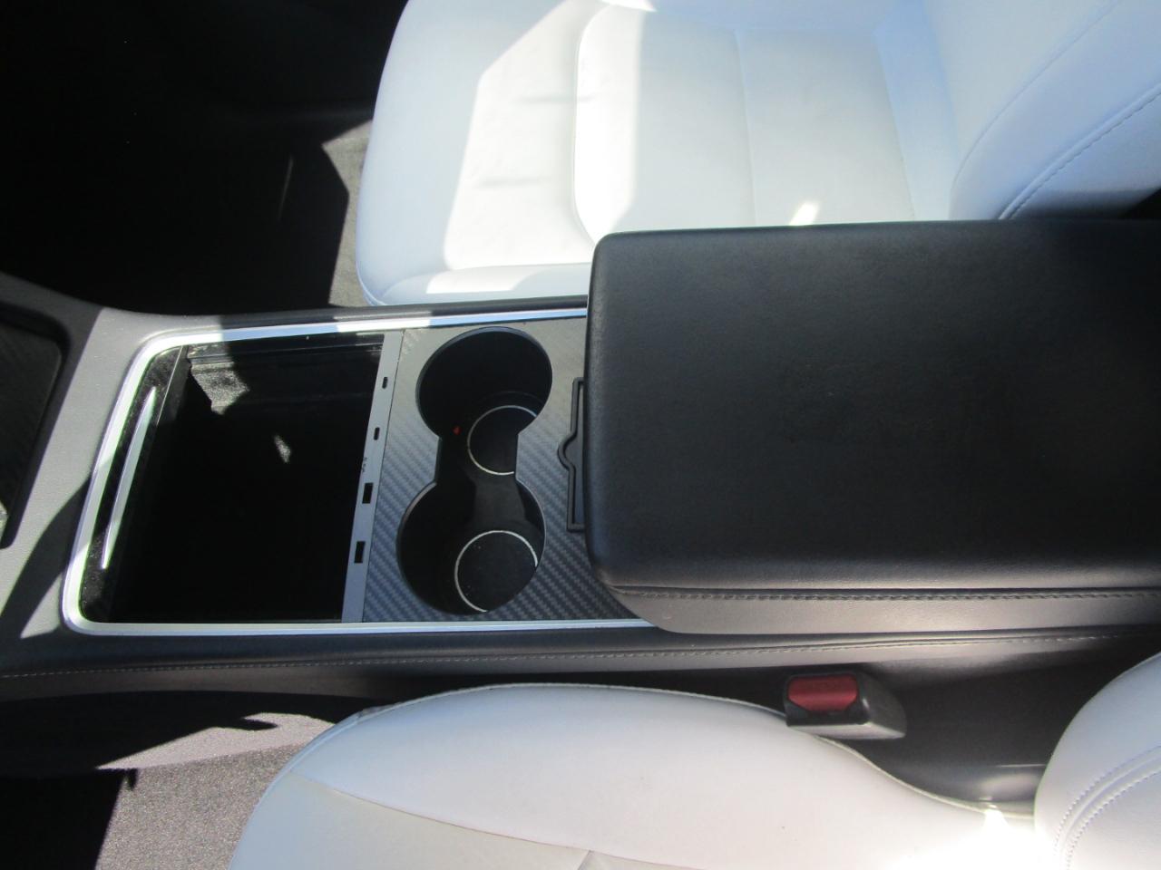 Tesla Model Y Long Range 2022