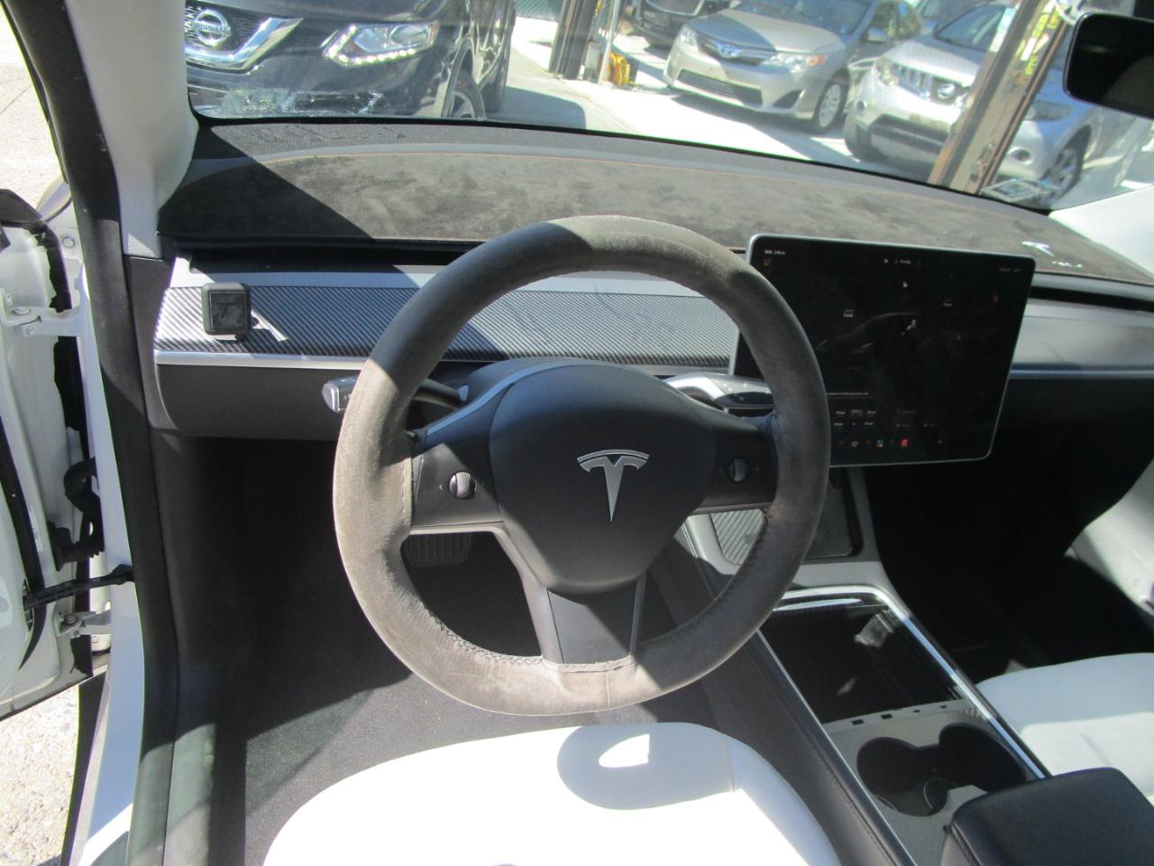 Tesla Model Y Long Range 2022