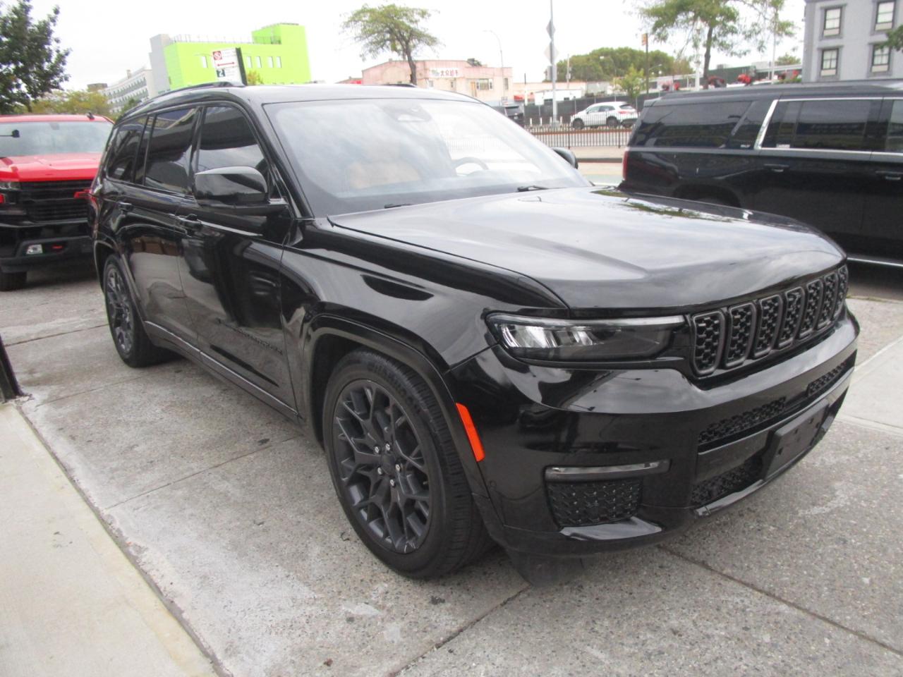 Jeep Grand Cherokee L Summit 4WD 2023