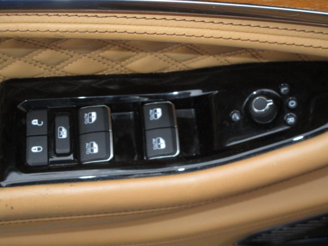 Jeep Grand Cherokee L Summit 4WD 2023
