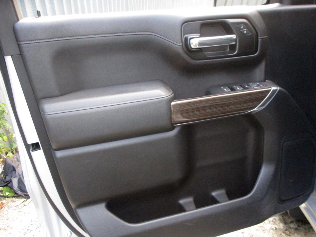 Chevrolet Silverado 1500 RST Crew Cab 4WD 2019