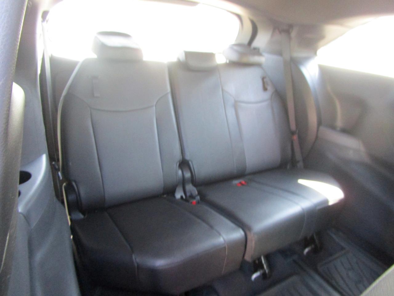 Toyota Sienna  2023