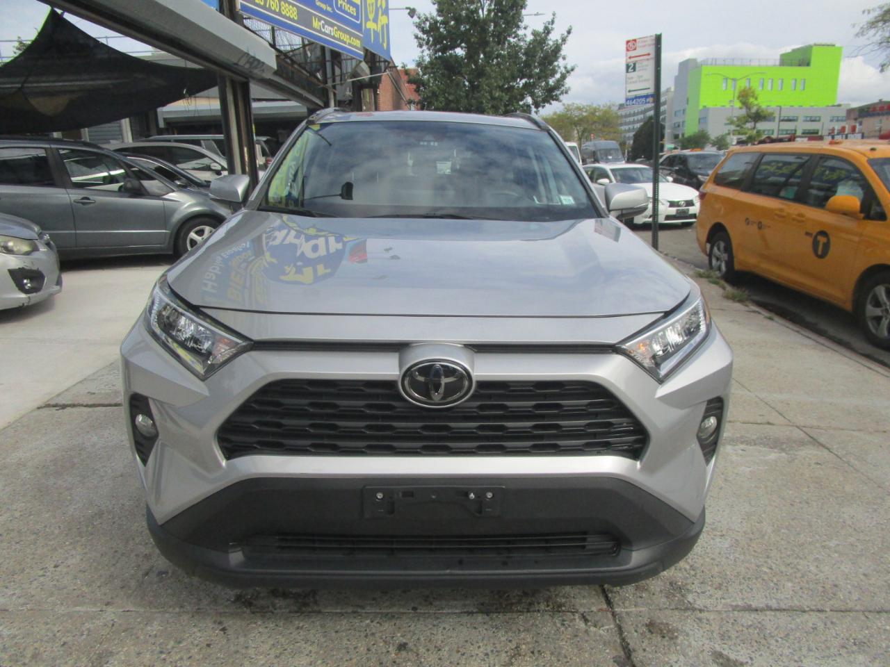 Toyota RAV4 XLE Premium AWD 2020