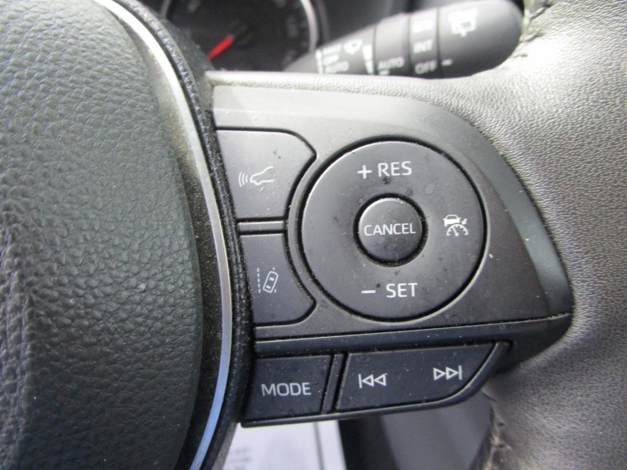 Toyota RAV4 XLE Premium AWD 2020