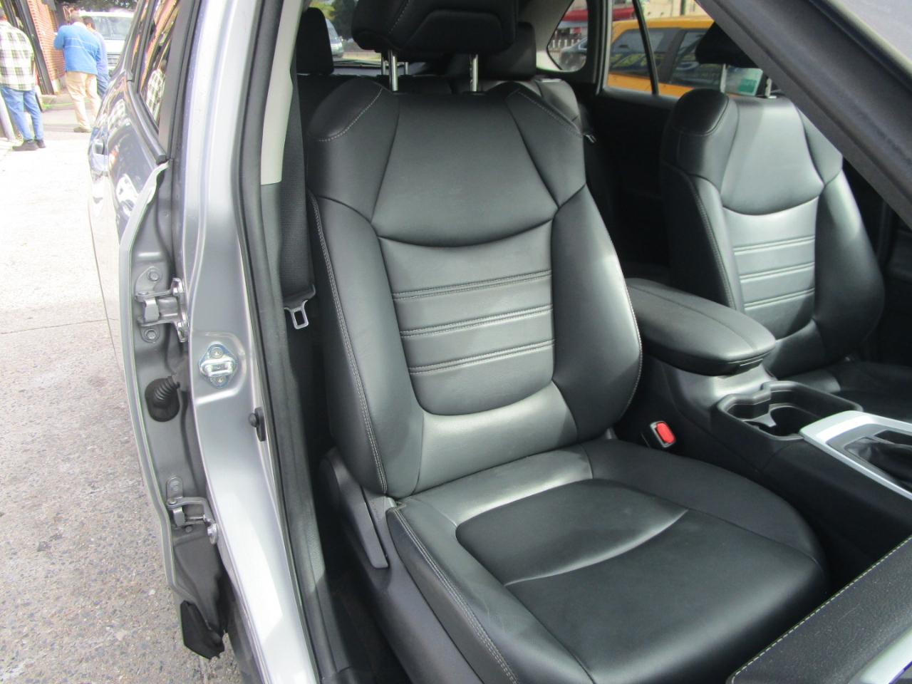 Toyota RAV4 XLE Premium AWD 2020