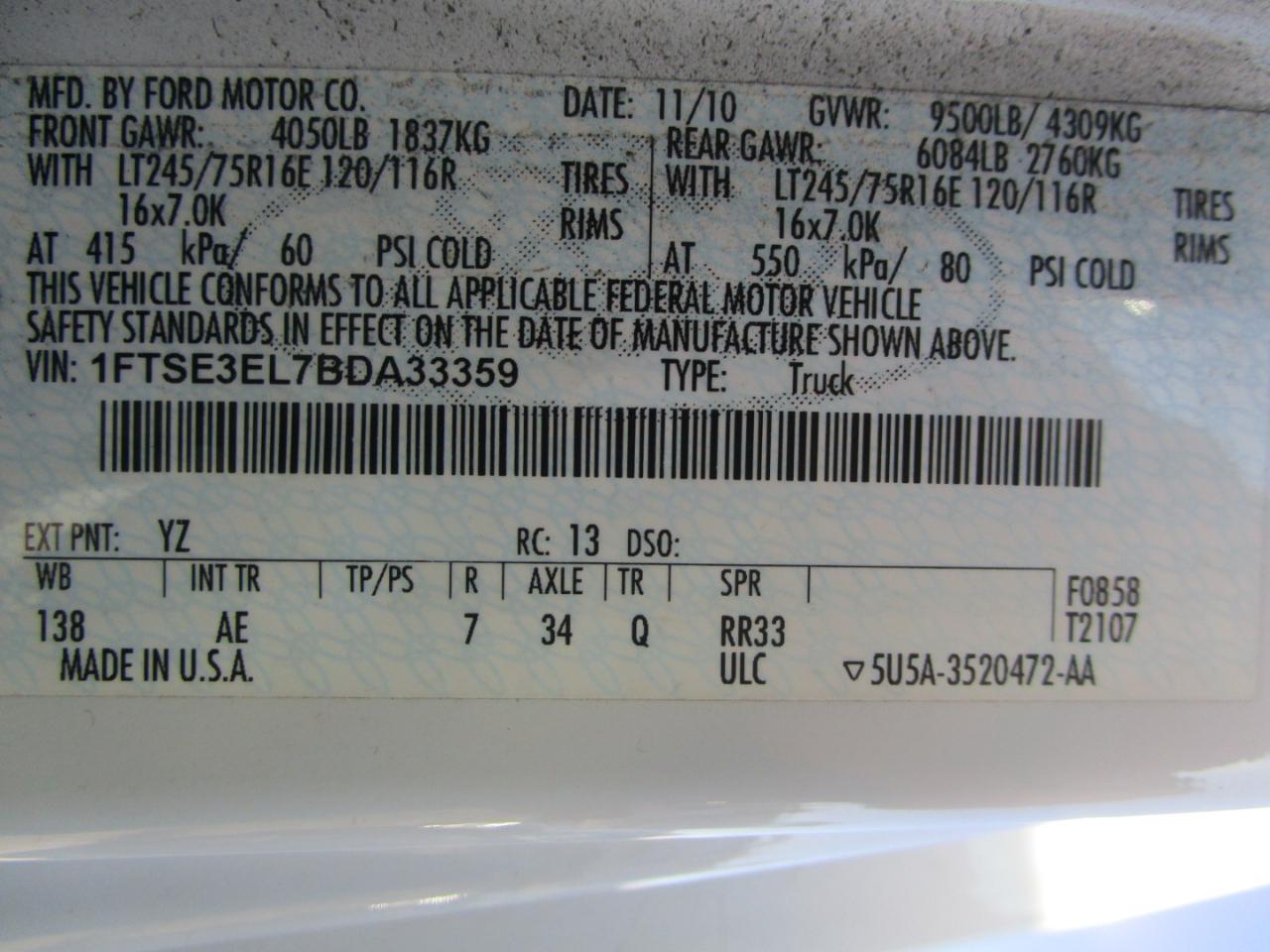 Ford Econoline E-350 Super Duty 2011