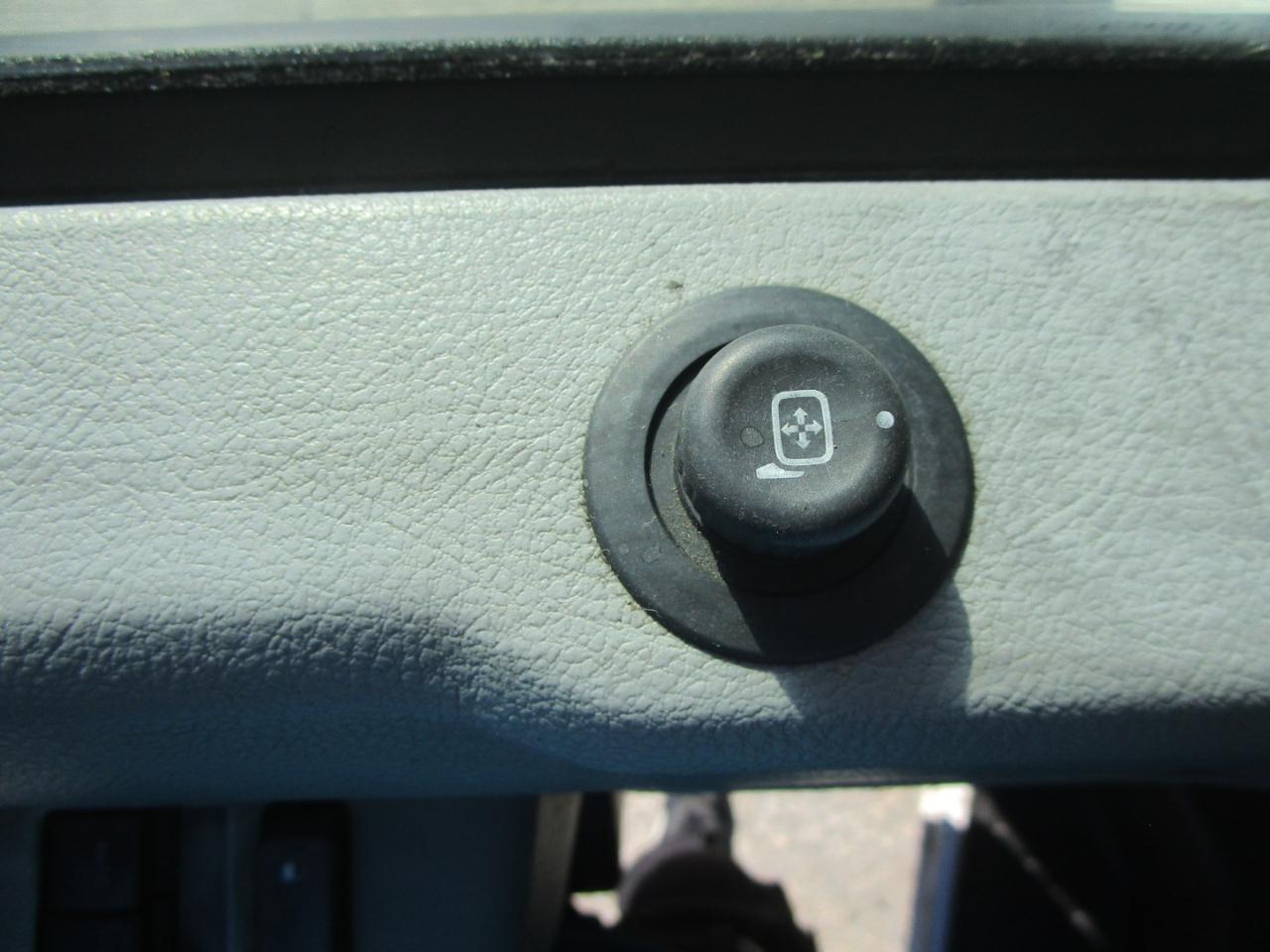 Ford Econoline E-350 Super Duty 2011