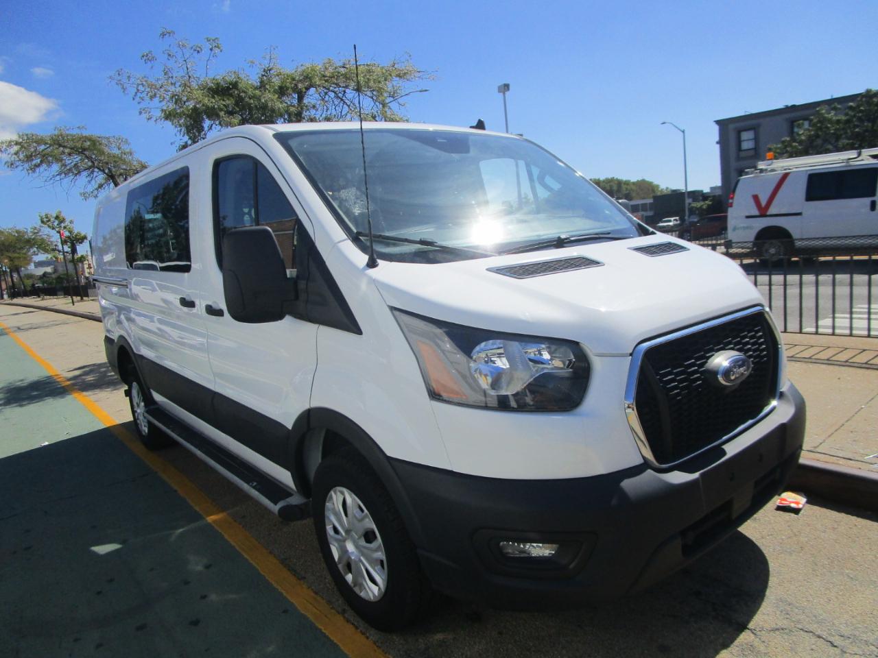 Ford Transit 250 Van 2025
