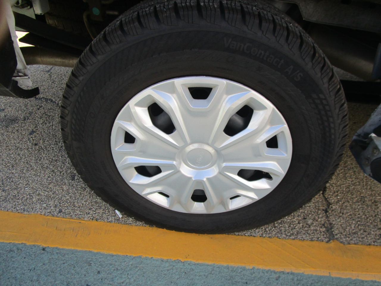 Ford Transit 250 Van 2025