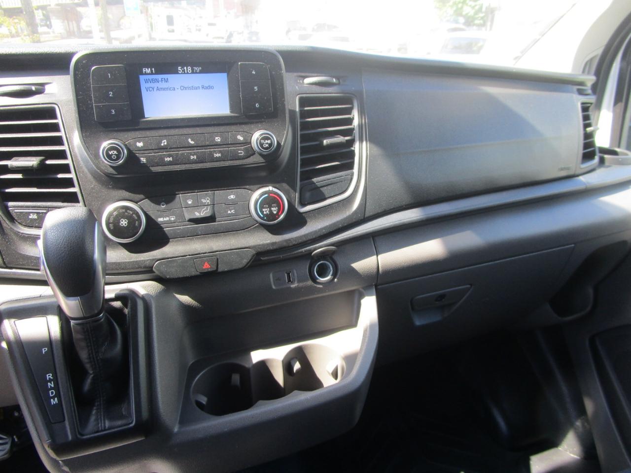 Ford Transit 250 Van 2025