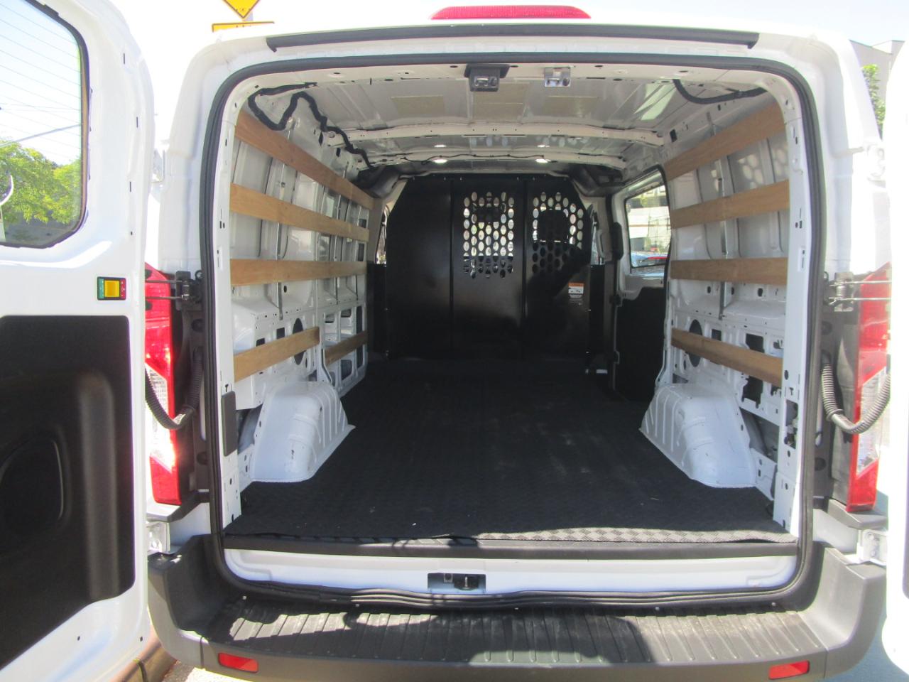 Ford Transit 250 Van 2025