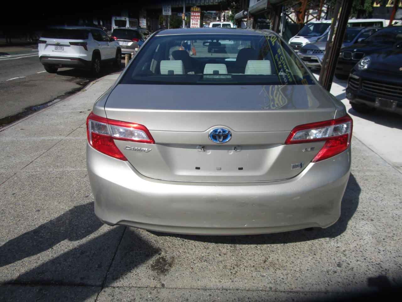 Toyota Camry Hybrid LE 2013
