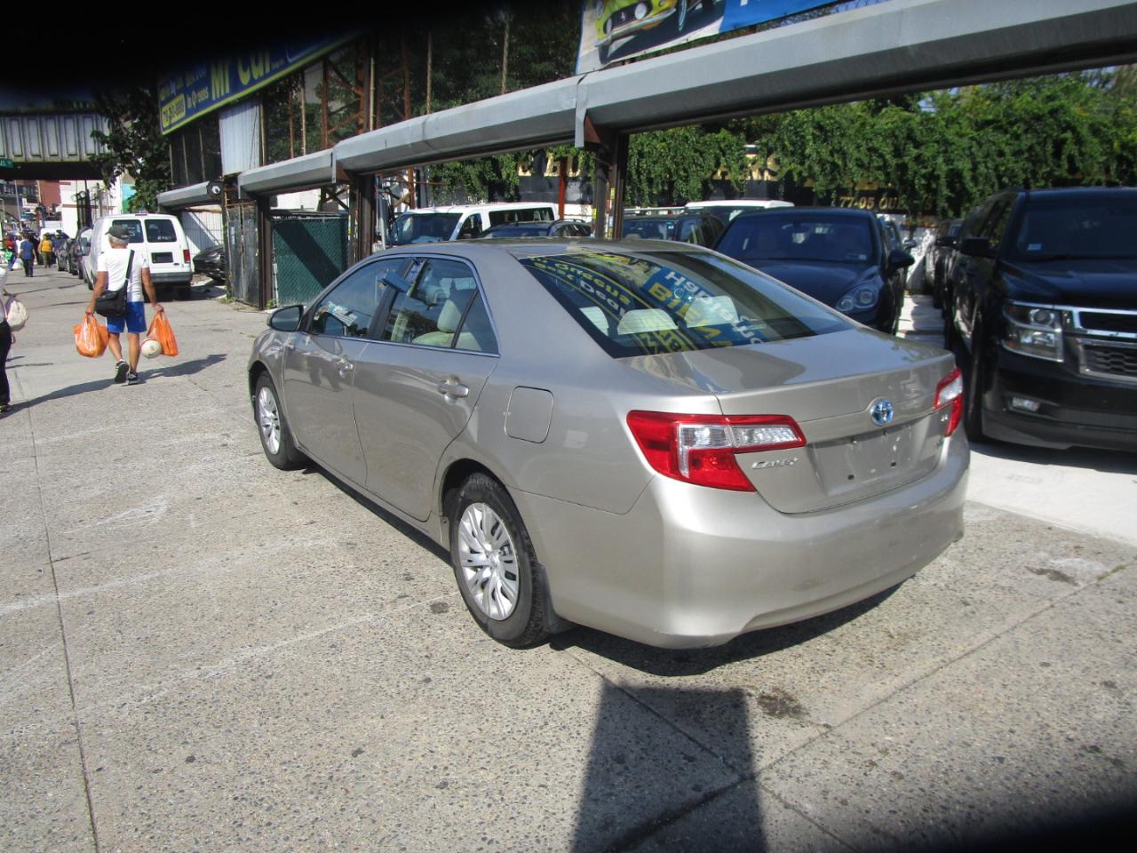 Toyota Camry Hybrid LE 2013