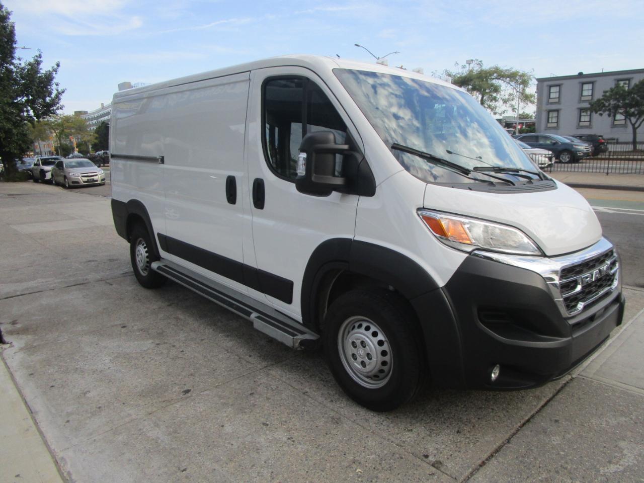 RAM Promaster 2500 Low Roof 2025