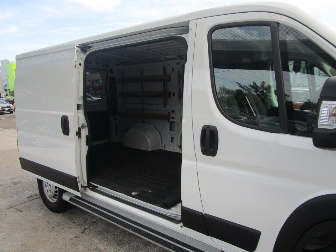 RAM Promaster 2500 Low Roof 2025