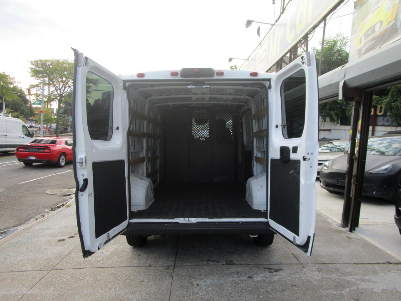 RAM Promaster 2500 Low Roof 2025
