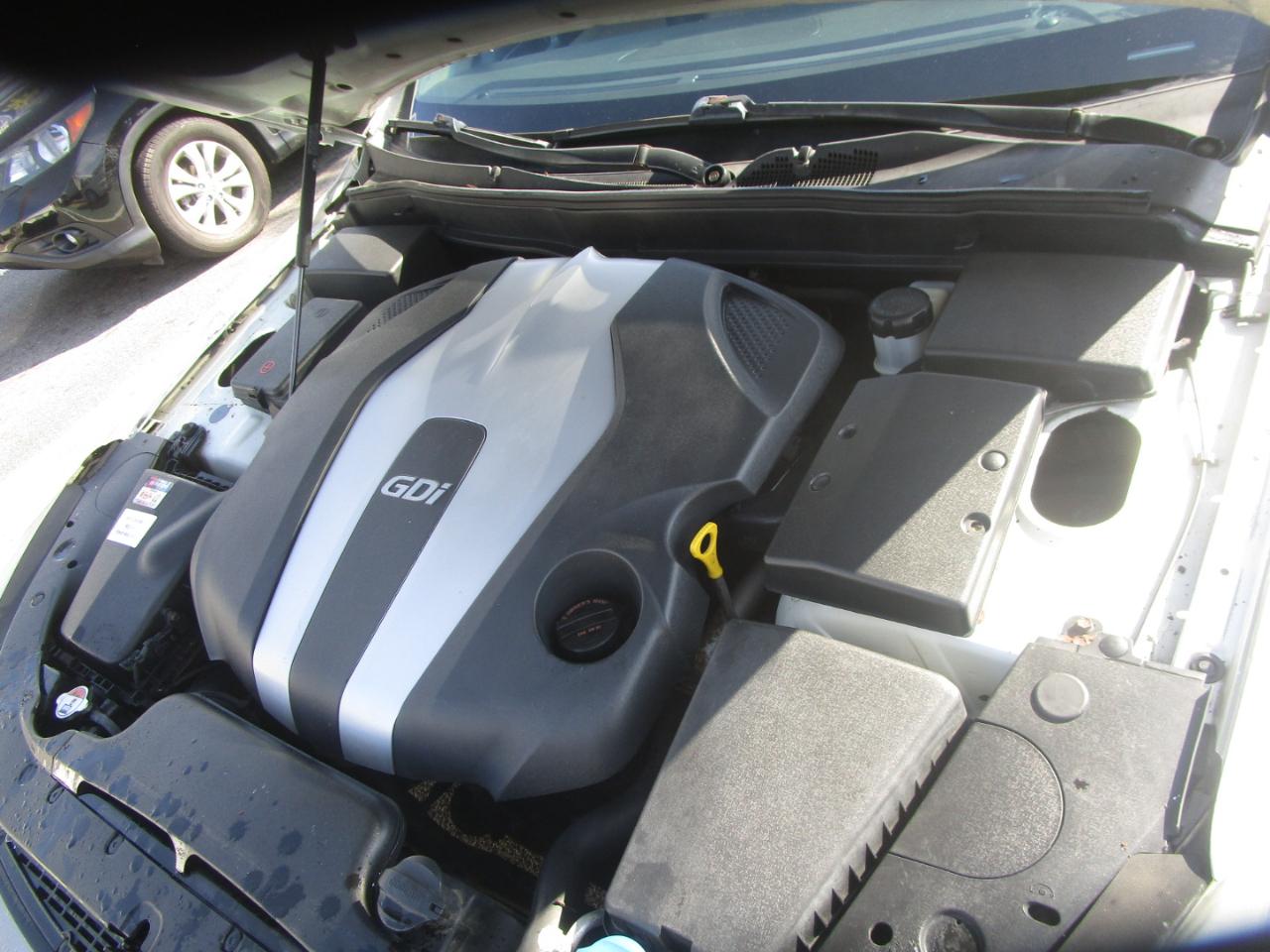 Hyundai Genesis 3.8L 2013