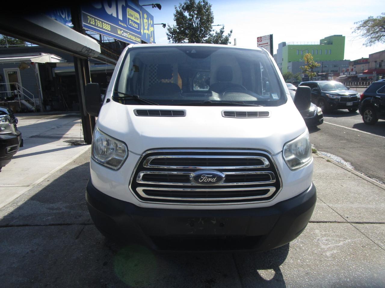 Ford Transit  2015