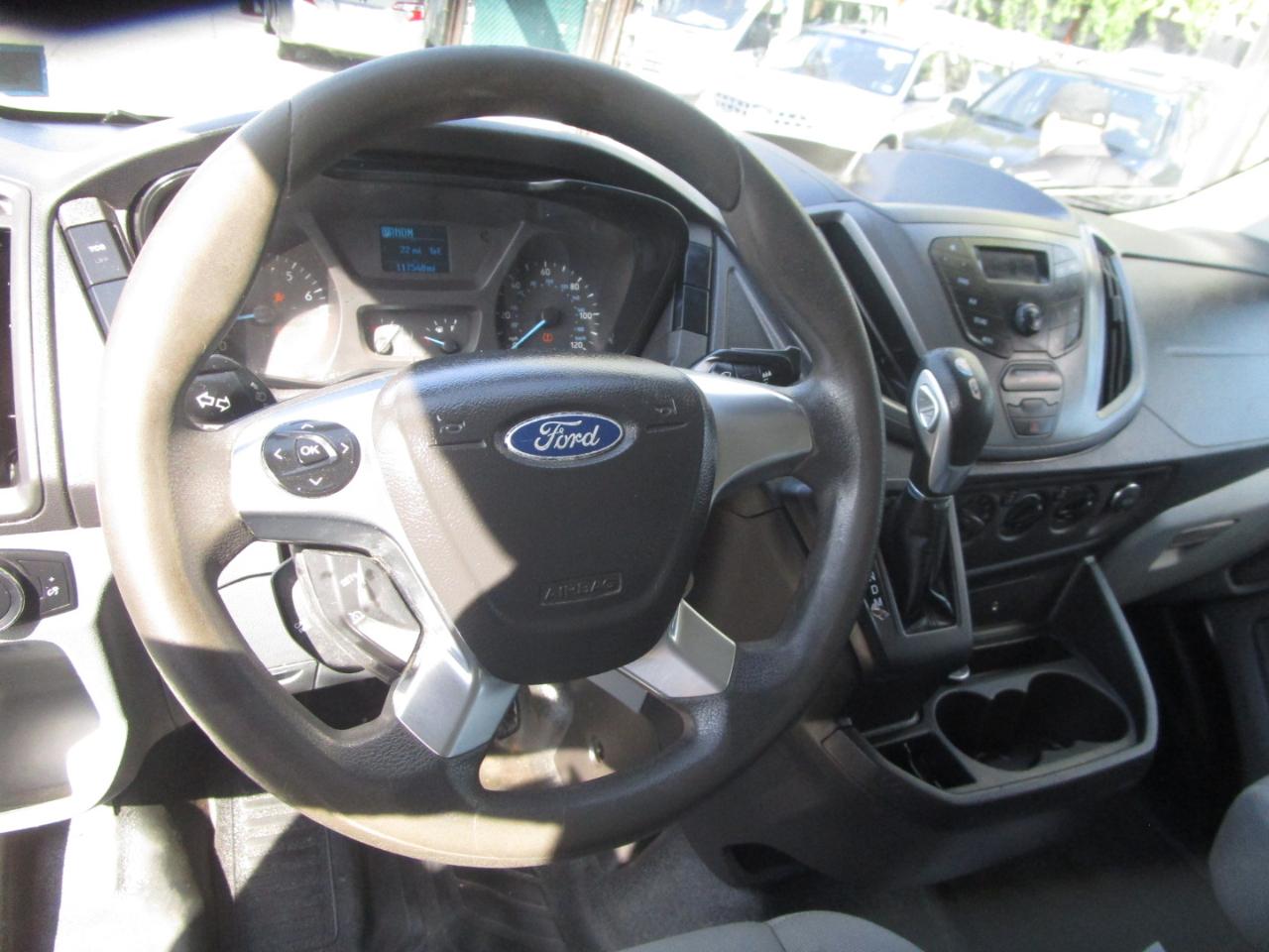 Ford Transit  2015