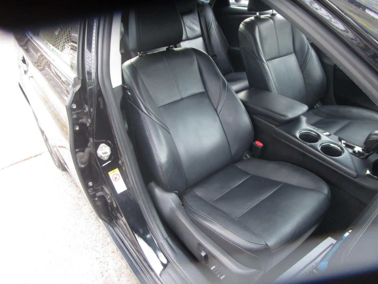 Toyota Avalon XLE 2016