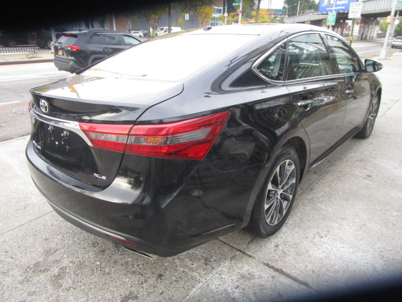 Toyota Avalon XLE 2016