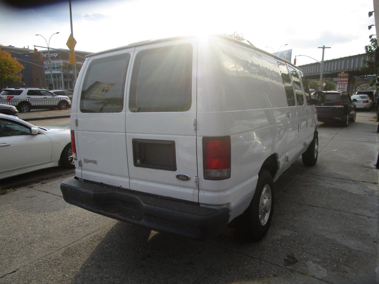 Ford Econoline E-250 2013