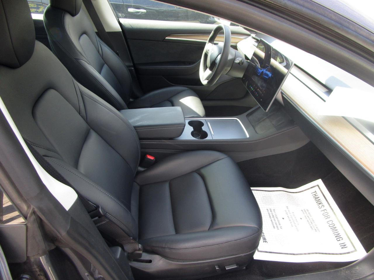 Tesla Model 3  2023