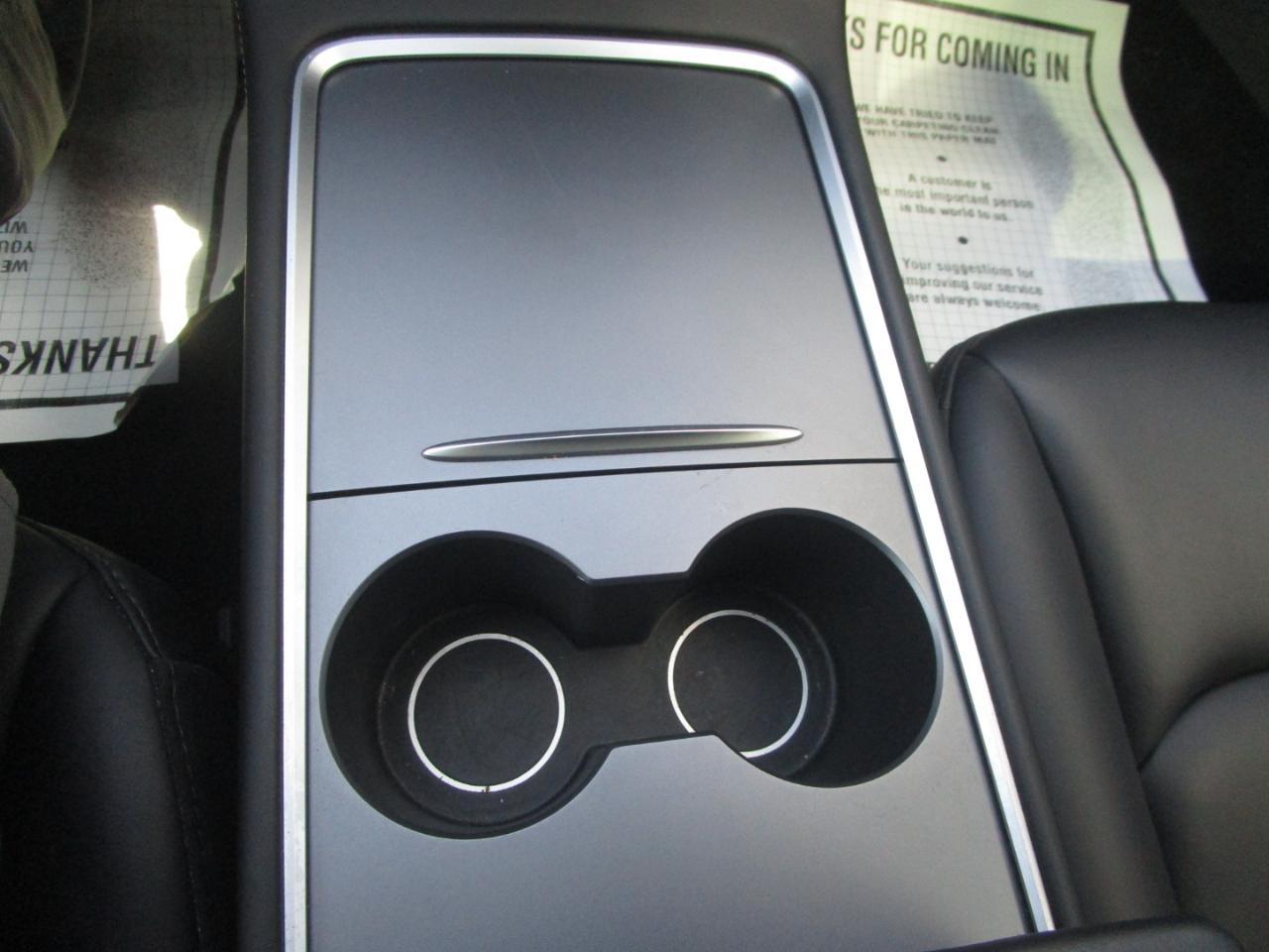 Tesla Model 3  2023