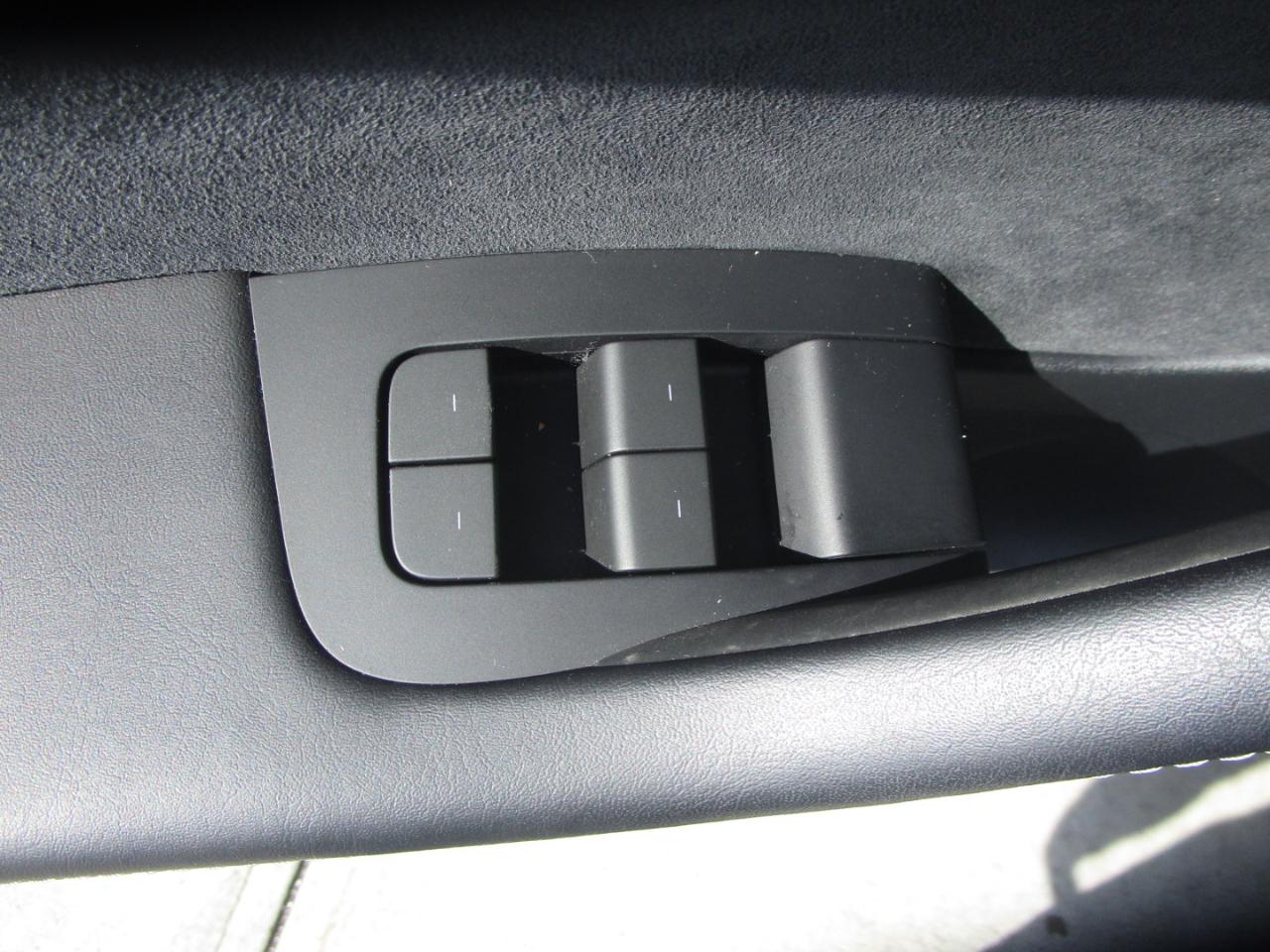 Tesla Model 3  2023
