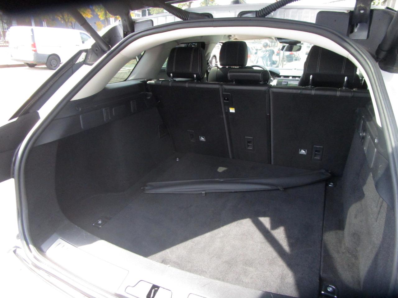 Land Rover Range Rover Velar S 2020