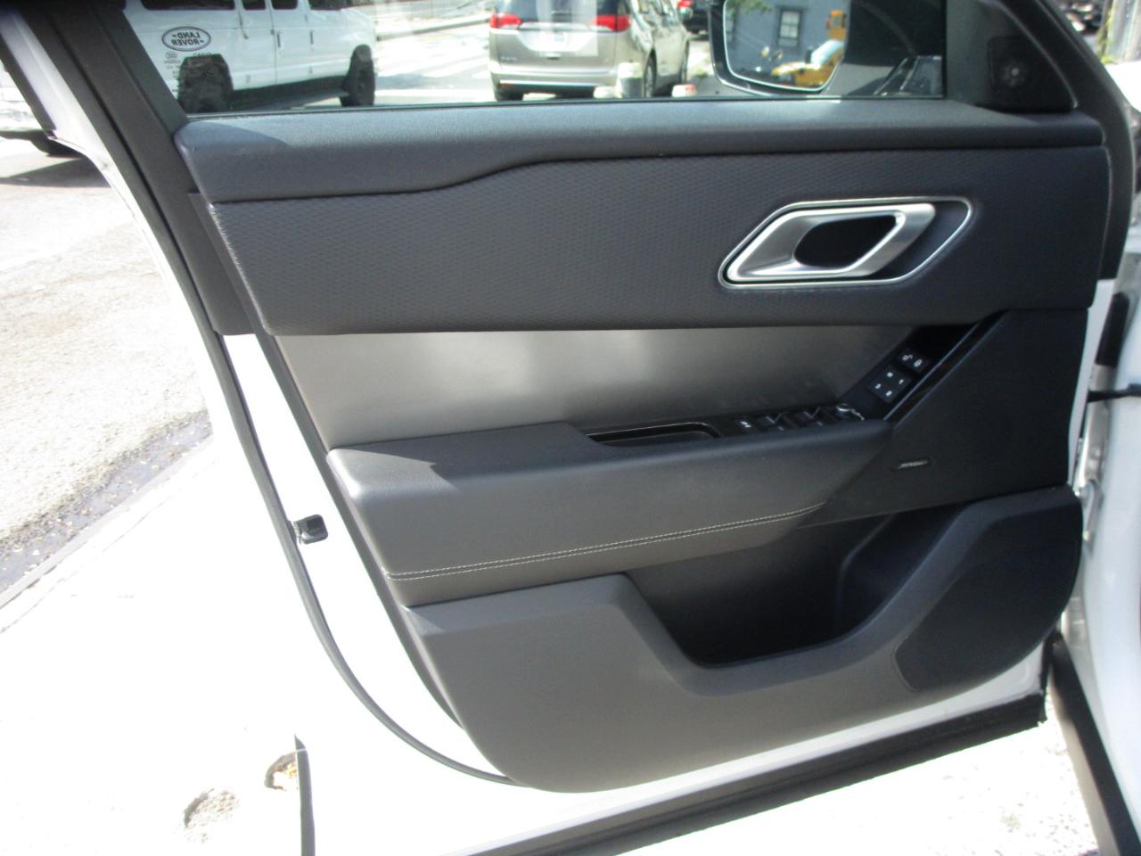 Land Rover Range Rover Velar S 2020