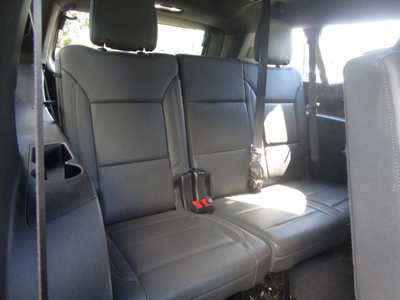 Chevrolet Suburban LT 4WD 2025