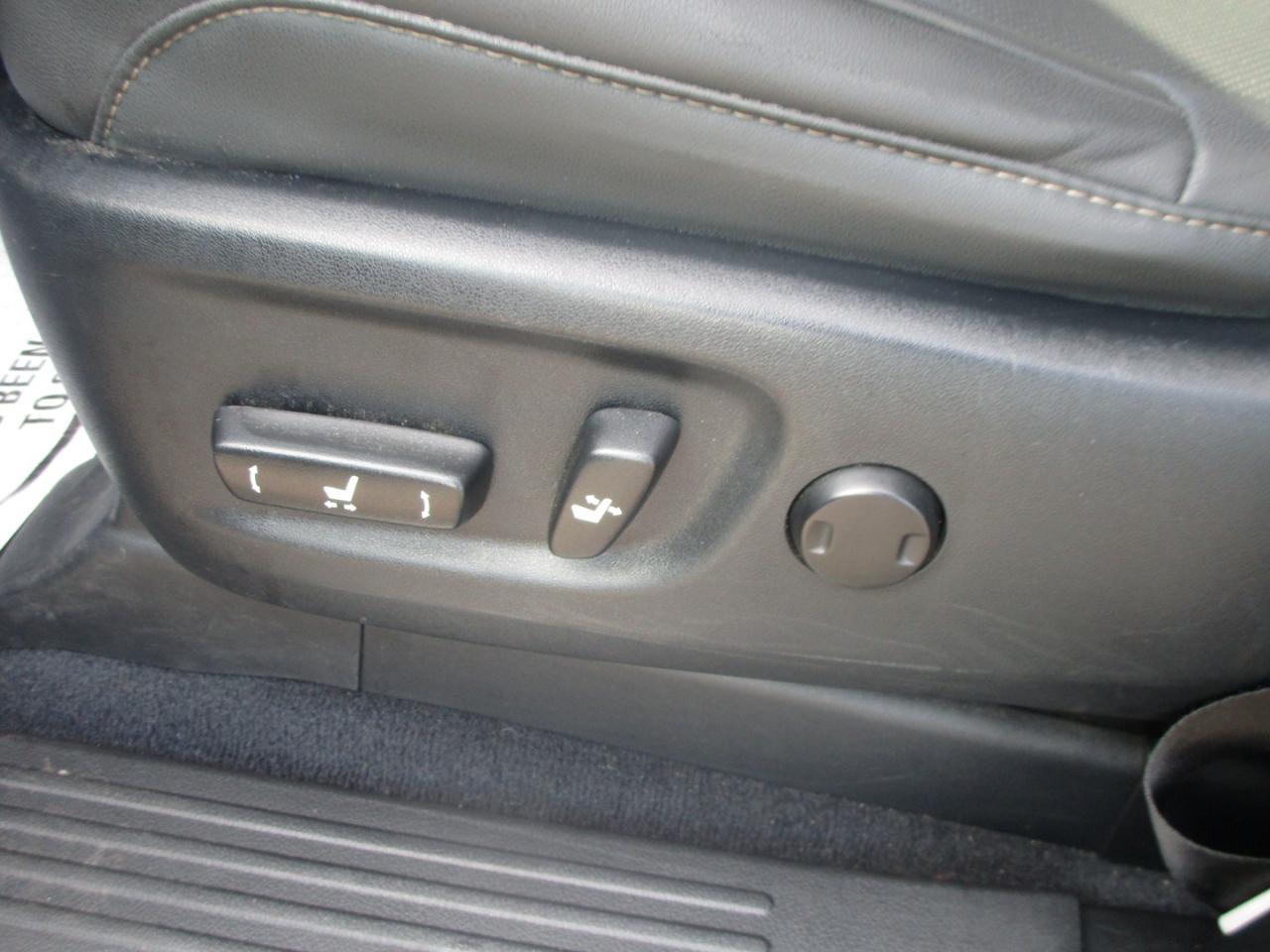 Lexus GX 460 4WD 4dr Premium 2023